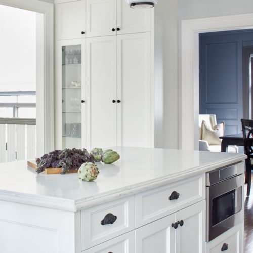 historic toronto home - black and white kitchen - transitional kitchen - quartz countertops - glass cabinet fronts - custom millwork - linda mazur design toronto designer